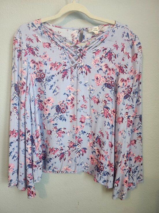 Pink Republic Tops - Pink Republic Floral Criss Cross Long Sleeve Blouse Top Size L